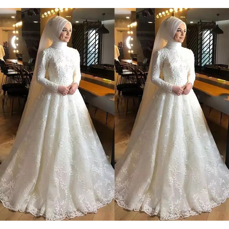 Muslim Plus Size Wedding Dress O Neck Long Sleeve Lace Applique A LineBride Gown